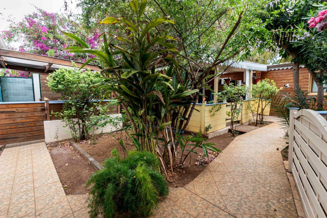 Hotel Coco Island Saint-Gilles-les Bains Bagian luar foto