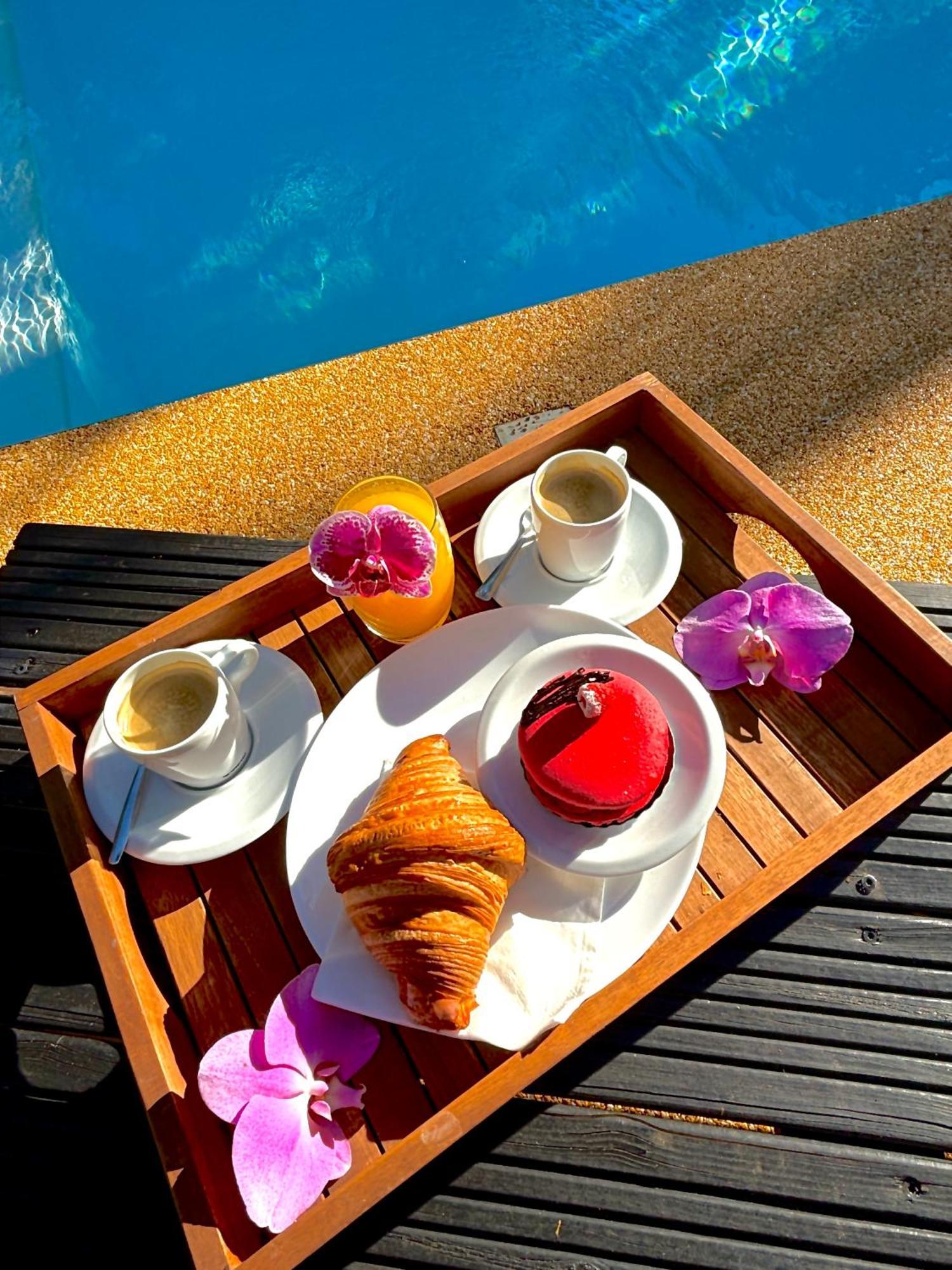 Hotel Coco Island Saint-Gilles-les Bains Bagian luar foto