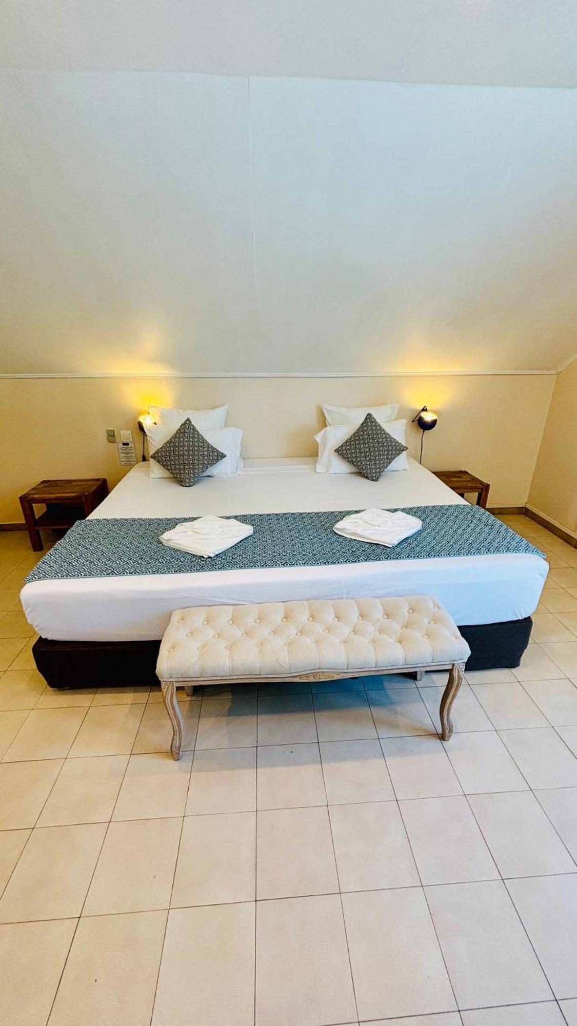 Hotel Coco Island Saint-Gilles-les Bains Bagian luar foto