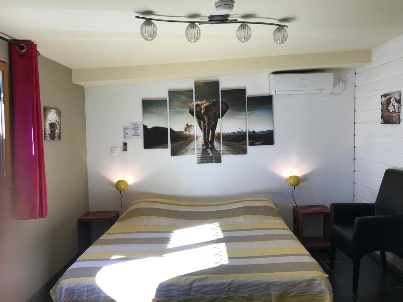 Hotel Coco Island Saint-Gilles-les Bains Bagian luar foto